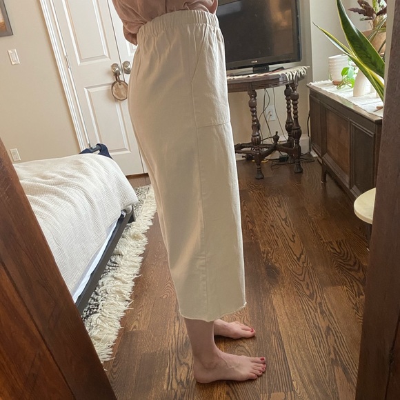 Hack With Design Cropped Pants - Picture 6 of 6